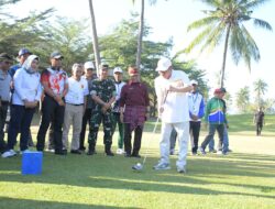 Diikuti 24 Atlet, Bupati Najmul Buka Turnaren Golf Porprov NTB XII 2026 di Sire Beach Golf Club