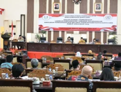 Wabup Netta Sampaikan Jawaban Bupati atas Pandangan Umum Fraksi DPRD terhadap Pertanggungjawaban APBD 2025