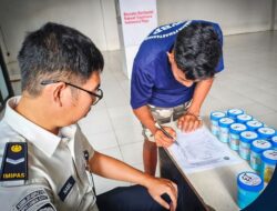 Perkuat Upaya Pencegahan, Lapas Kelas IIA Lobar Tes Urine Rutin WBP