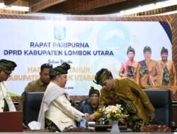 Hadiri Paripurna Istimewa HUT KLU ke-18. Bupati Najmul: Indikator Makro Pembangunan Menunjukkan Tren Positif