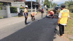 Baru Dibentuk, TRC Infrastruktur NTB Bergerak Perbaiki Jalan Kuripan–Kediri