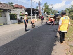 Baru Dibentuk, TRC Infrastruktur NTB Bergerak Perbaiki Jalan Kuripan–Kediri