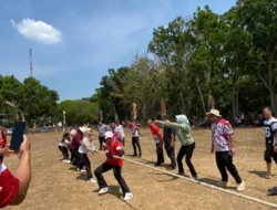 Semarak HUT RI Ke-81, Pemkab Banyuasin Gelar Lomba Tarik Tambang dan Bola Kasti