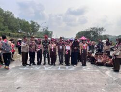Meriah! Cetak Generasi Tangguh Menuju Indonesia Emas, 60 Regu Ramaikan Gerak Jalan Pramuka Lawang Kidul