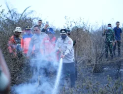 Bupati Askolani Bersama Tim Gabungan Satgas Karhutla Berhasil Kendalikan Titik Api di Desa Biyuku