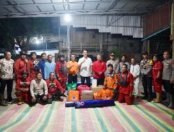 Turun ke Lokasi Karhutla Deling, Muchendi Semangati Petugas di Garis Depan