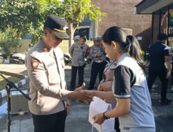 Hari Jadi Polwan Ke-78, Kapolsek Mataram Apresiasi Dua Personelnya Usai Apel Pagi