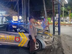 Antisipasi Gangguan Kamtibmas Malam Minggu, Polsek Mataram Gelar Patroli Rinjani Presisi di Jalan Bung Karno