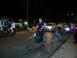 Menyapa Warga Lewat Kayuhan Sepeda, Kapolda NTB Dorong Penguatan Siskamling di Mataram