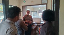 Cek Kesiapan Personel dan Senpi Dinas di Polsek Lingsar, Kasat Samapta Polresta Mataram Tekankan Respons Cepat