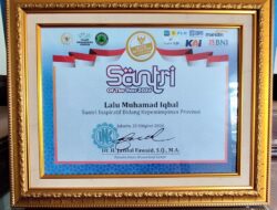 Dari Pesantren ke Pemerintahan, Gubernur Iqbal Raih Santri of The Year 2026